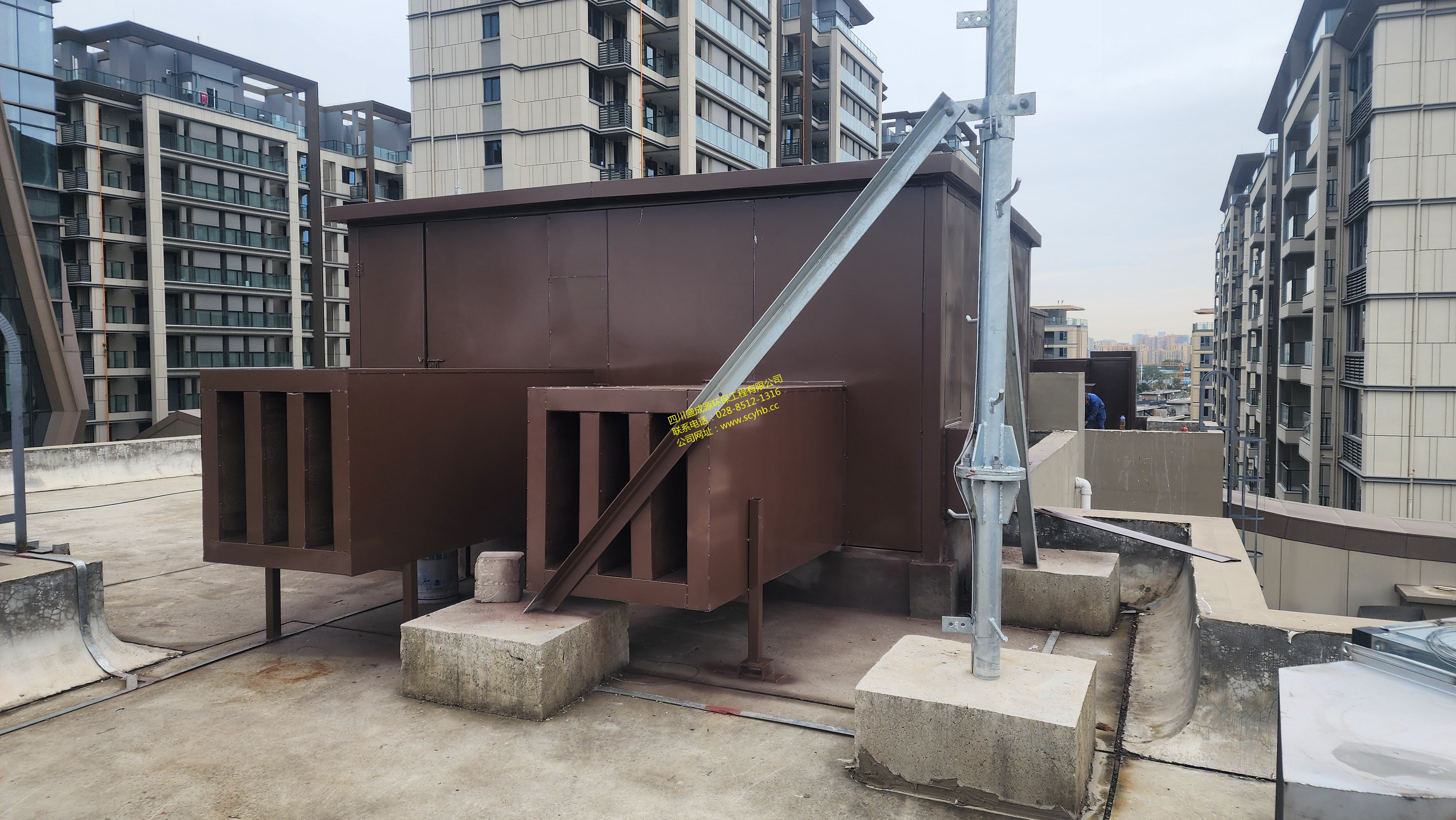 温德姆至尊酒店油烟风机净化器隔声罩降噪工程现场